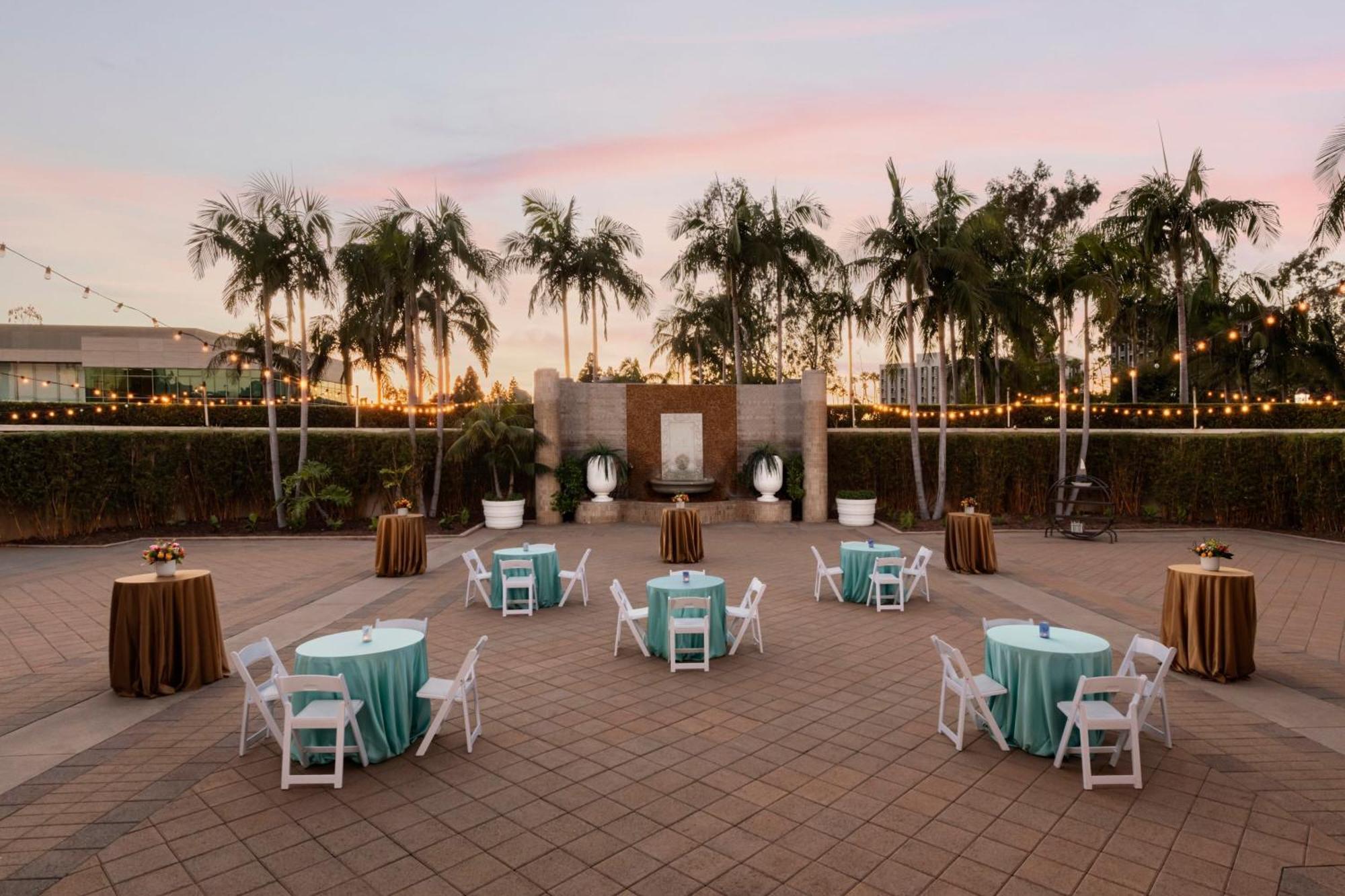 Renaissance Newport Beach Hotel Kültér fotó